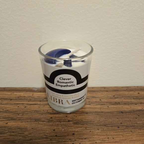 Libra Zodiac Candle - Picture 2 of 2